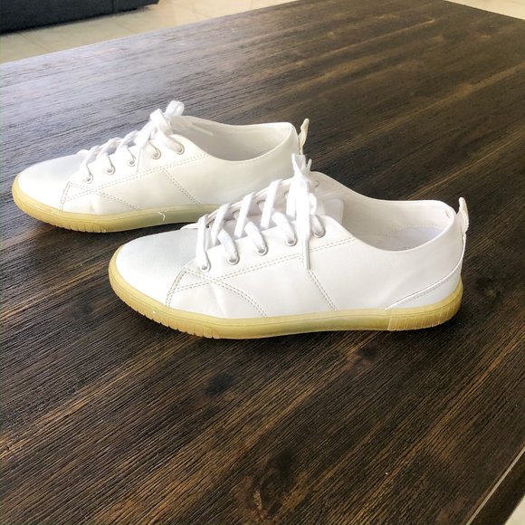 Zara Basics White Sneakers - Picture 6 of 8